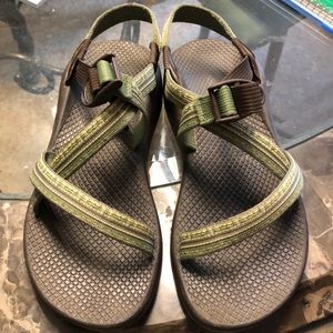 Chacos athletic sandals